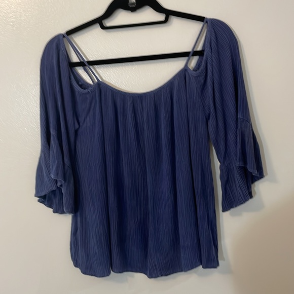 Alya XS blue off the shoulder shirt made in USA bell sleeves - Picture 5 of 5